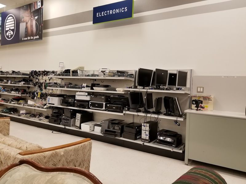 Electronics and Tech Finds That Tech Lovers Dream About