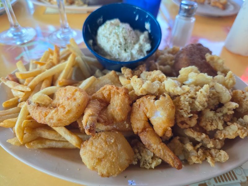 Fried shrimp with generous portions