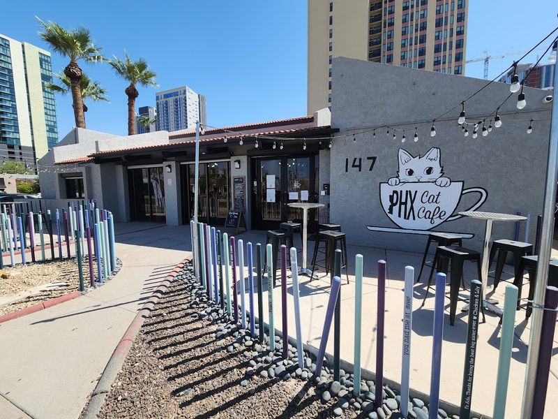 Easy Parking and Convenient Location