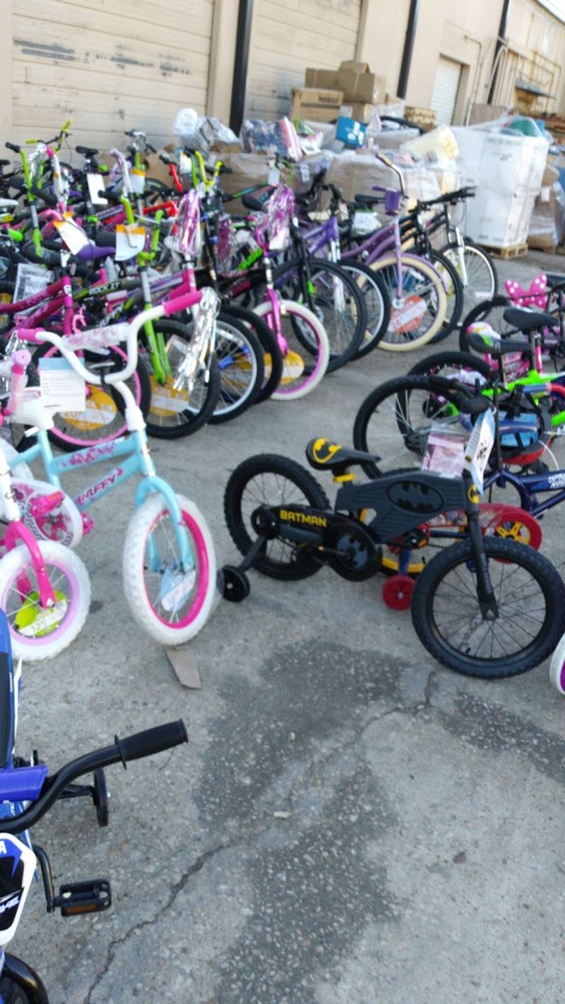 Fitness, camping, and outdoor gear add to the treasure-hunt feel