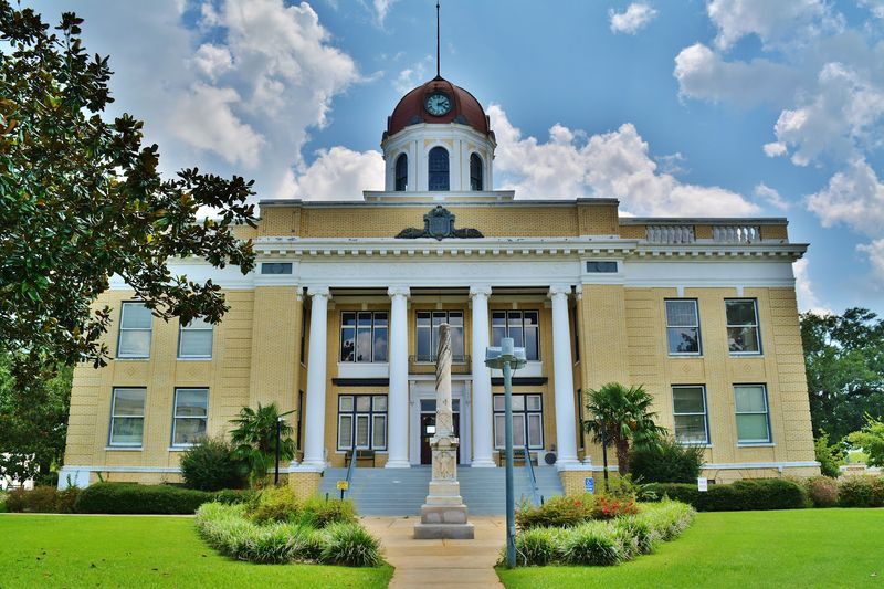 Proximity to Tallahassee Without the Price Tag