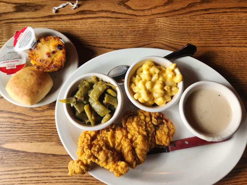 Homemade Rolls and Cornbread: The Bread Basket You'll Fight Over