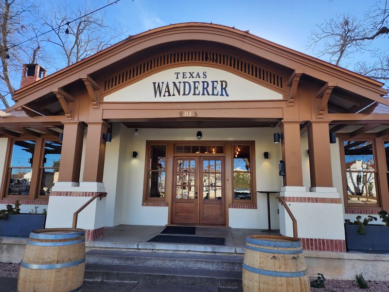 A Wine Culture That Keeps Things Social