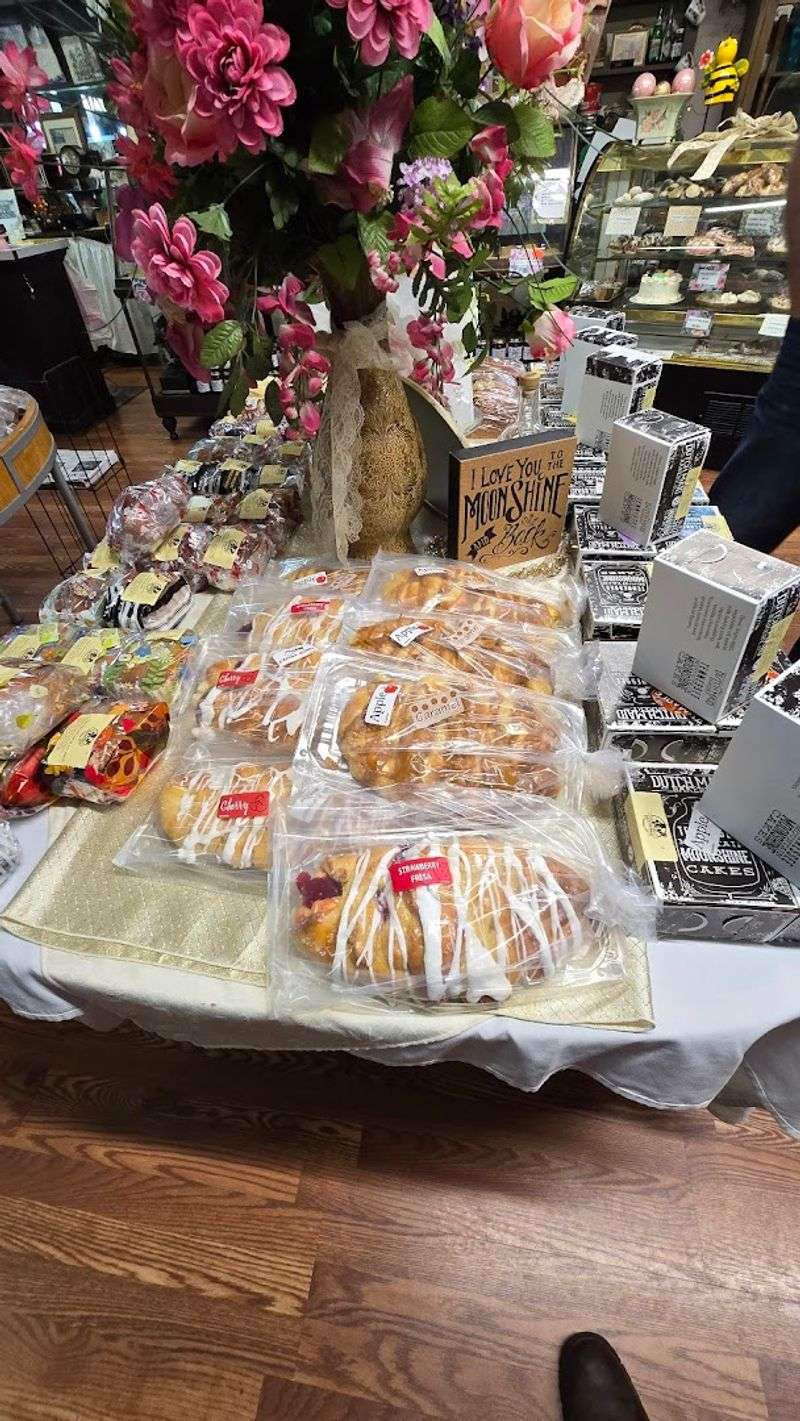 A Tennessee Small-Town Bakery Offering a Delicious Breakfast for Less Than $7 11 Strawberry Bread