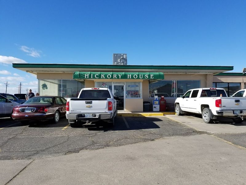 Dining Out Without the Big-City Price Tag