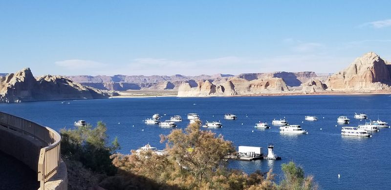 A breathtaking Arizona overlook that looks almost unreal 10 The Shaded Canopy and Benches: A Thoughtful Touch
