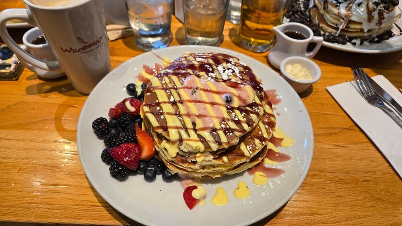 Top Breakfast and Brunch Places Across All 50 States 14 Wildberry Pancakes & Cafe - Chicago, Illinois