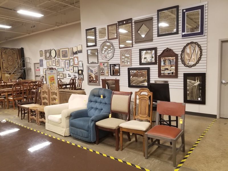Habitat for Humanity ReStore Nashville - Nashville, Tennessee