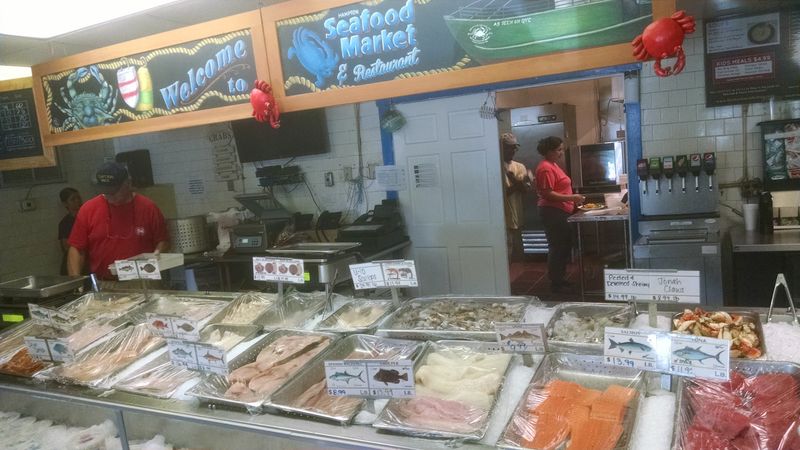 Graham & Rollins Hampton Seafood Market - Hampton, Virginia