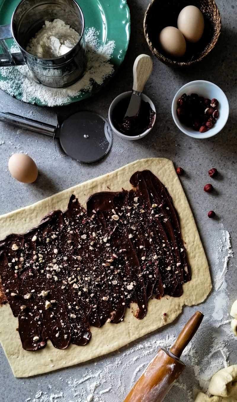 23 Foods That Used to Be Occasional Treats - But Are Now Everyday Habits 8 Chocolate spread