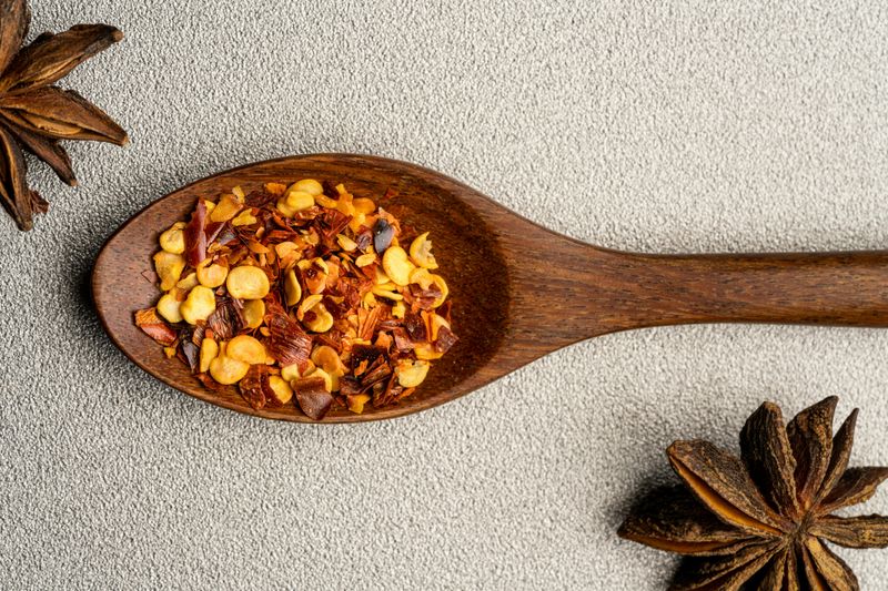 Chili flakes