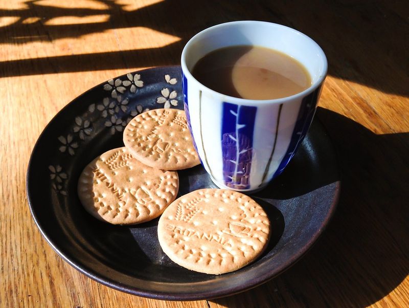 Tea biscuits