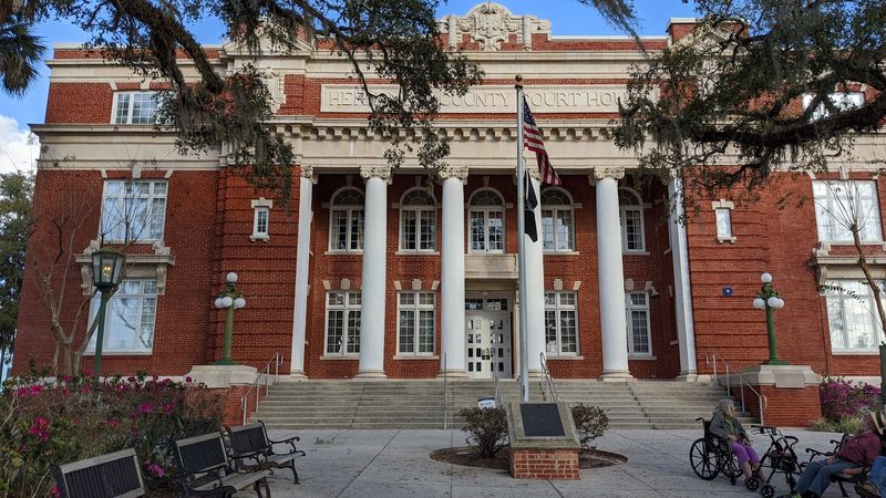 A charming Florida town where Social Security can cover your living costs 4 Healthcare Access Without the Big-City Price Tag