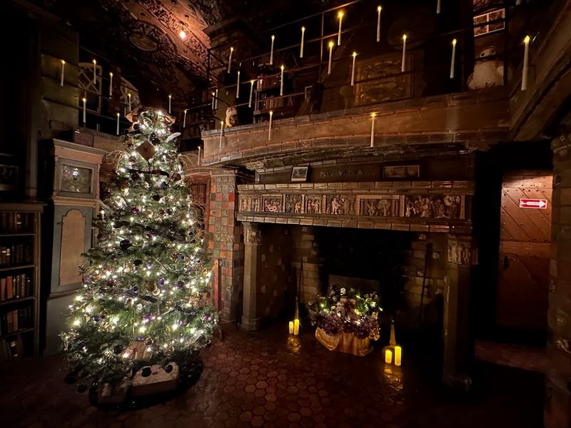 Holiday tours with a storybook glow