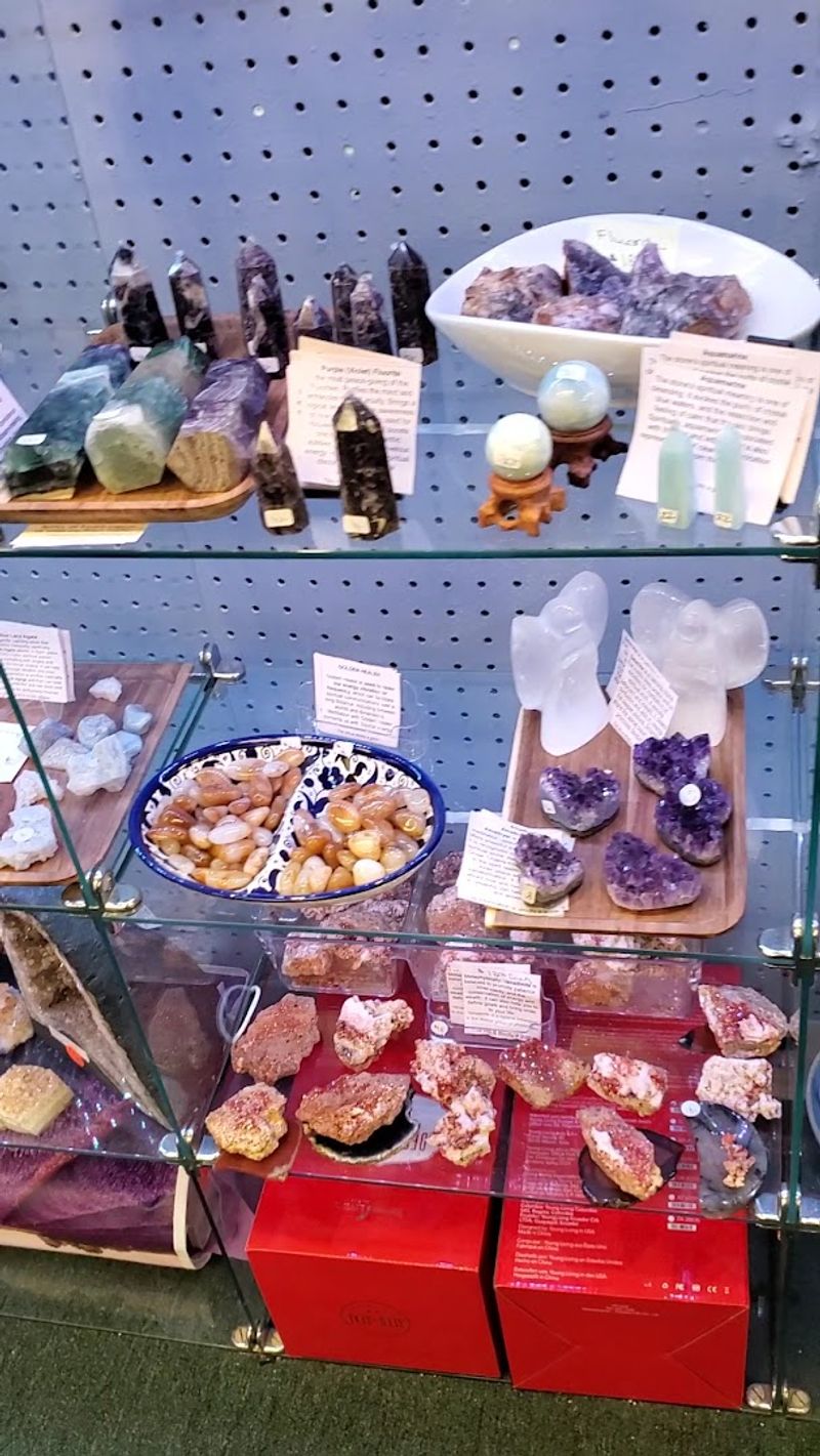 Crystals, Jewelry, and Good Vibes at Earth's Finest Booth 619