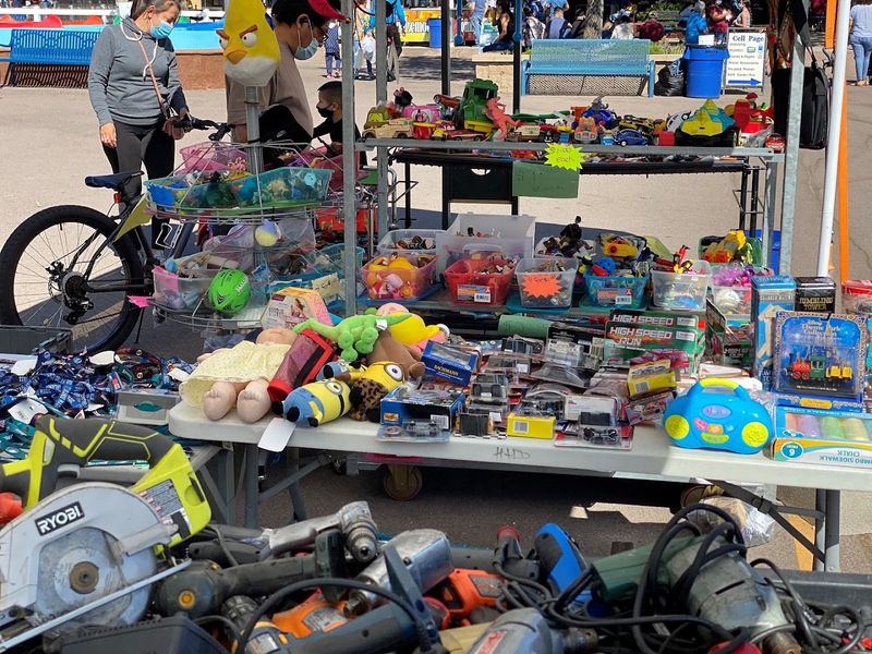 Kid-Friendly Atmosphere With Rides and Activities