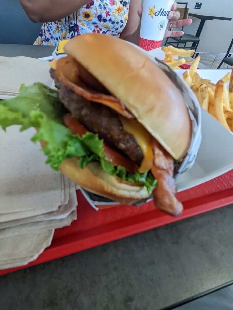 15 Pennsylvania Diners and Fast Food Spots That Still Serve Up Classic American Favorites 16 Hardee's - York, Pennsylvania