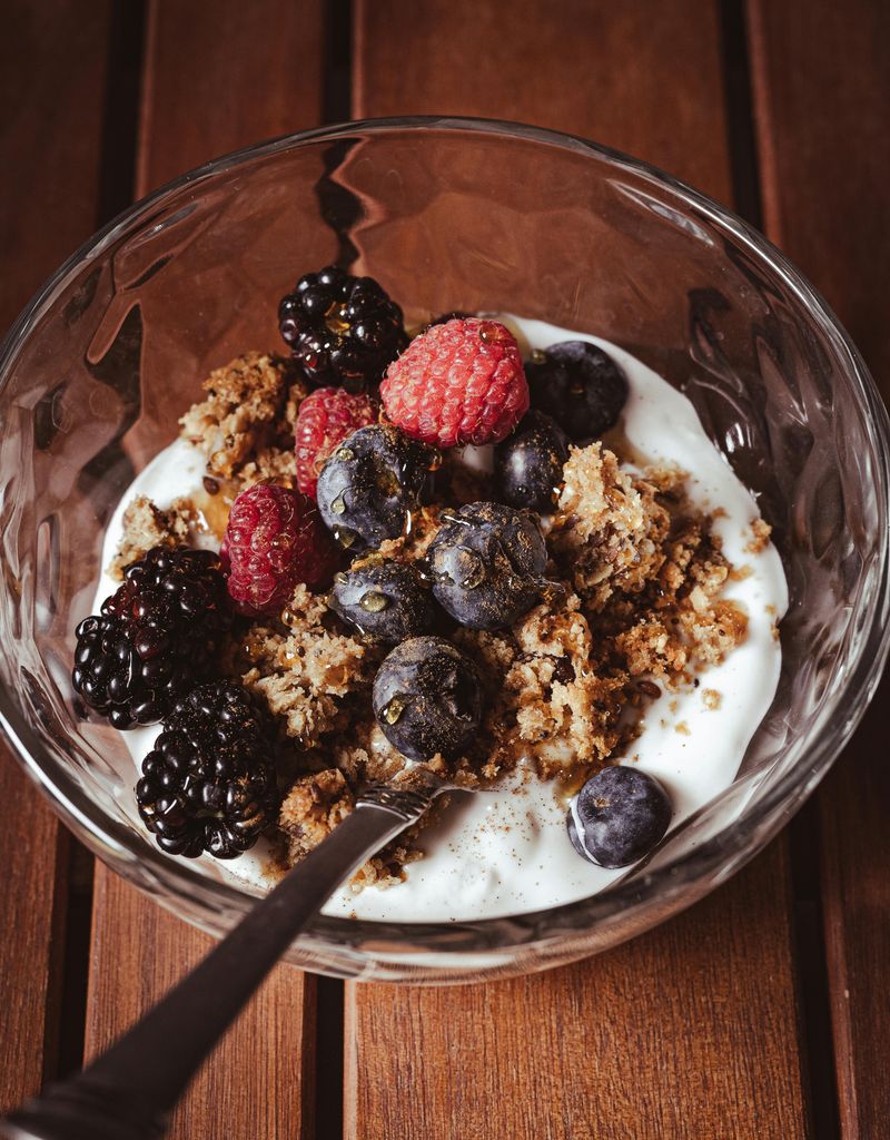 Greek yogurt with berries