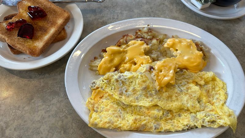 Cheesy Hashbrowns With Grilled Onions