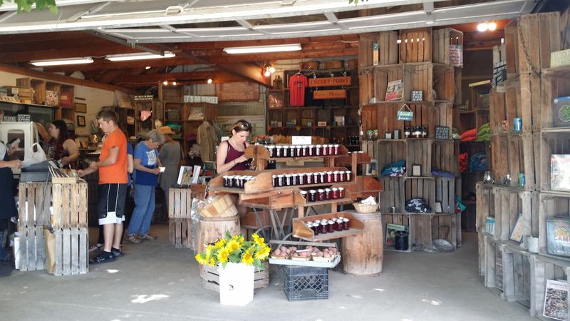 Fresh-Baked Goods That Keep People Coming Back