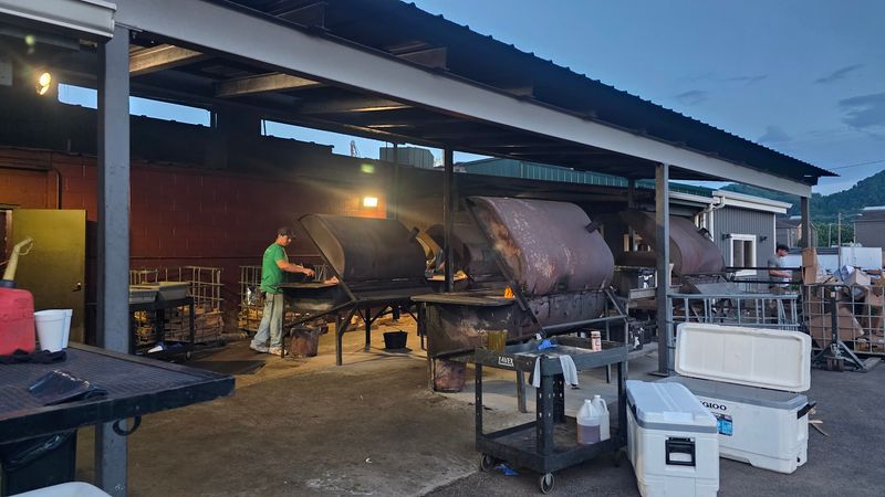 The Unique Entry Experience and Parking Setup