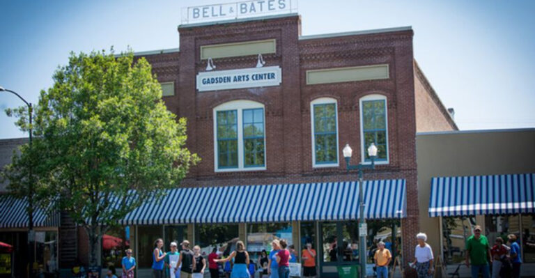 Home prices in this Florida town are under $110,000, and more locals are moving in