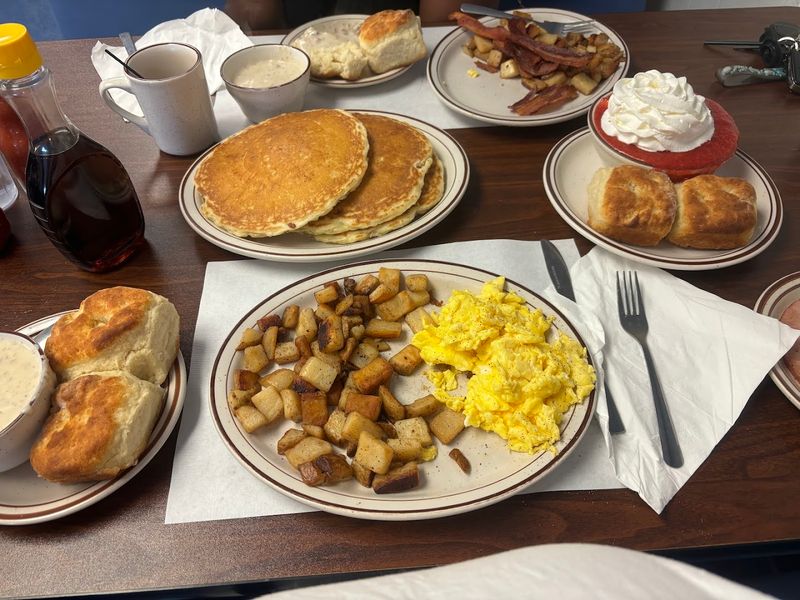 A Nostalgic Diner Experience That Feels Genuinely Rare Today