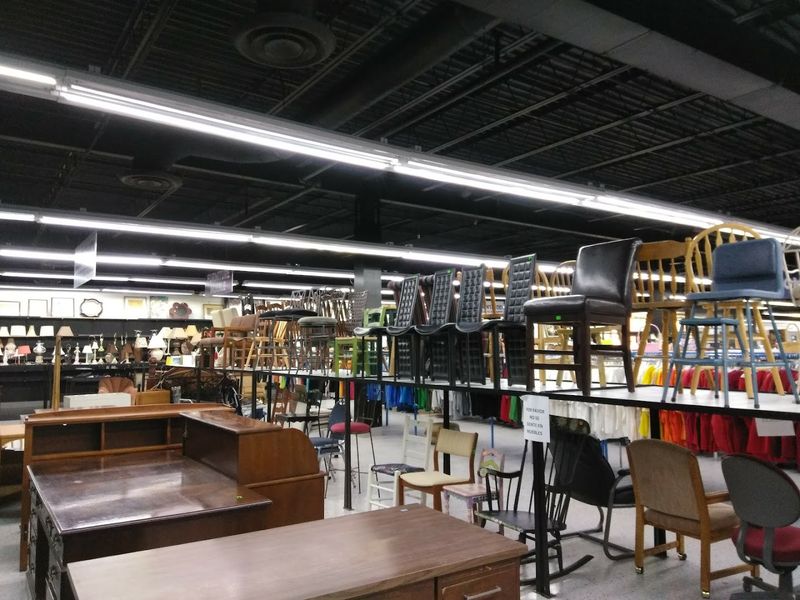 How to Shop Smart and Actually Score Deals Here