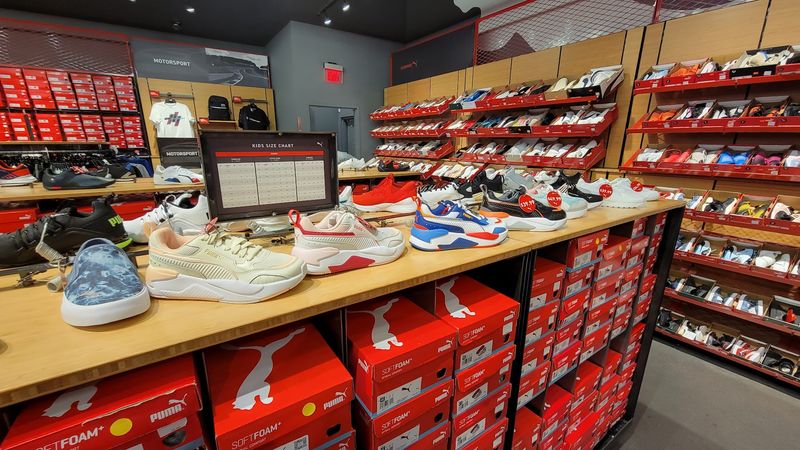 Athletic Gear and Sportswear Shoppers Will Feel Right at Home