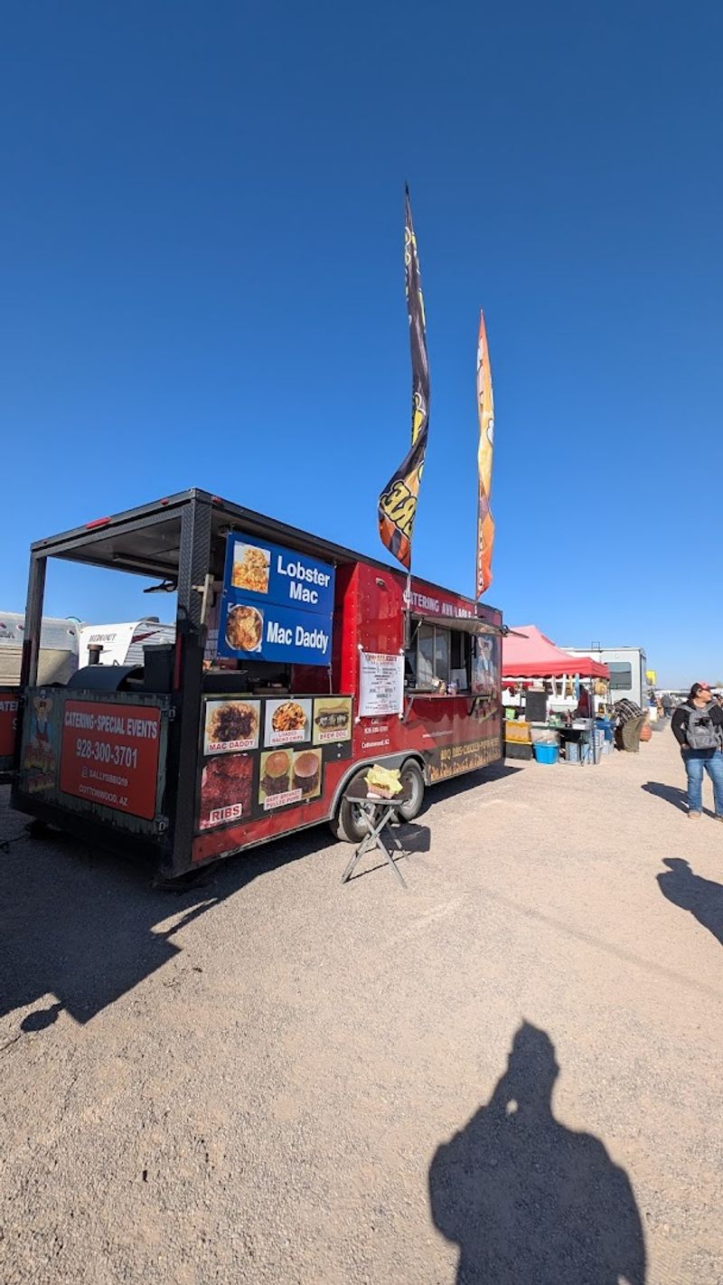 This huge Arizona flea market is known for surprisingly great deals 4 Veteran-Owned BBQ That Keeps Shoppers Coming Back
