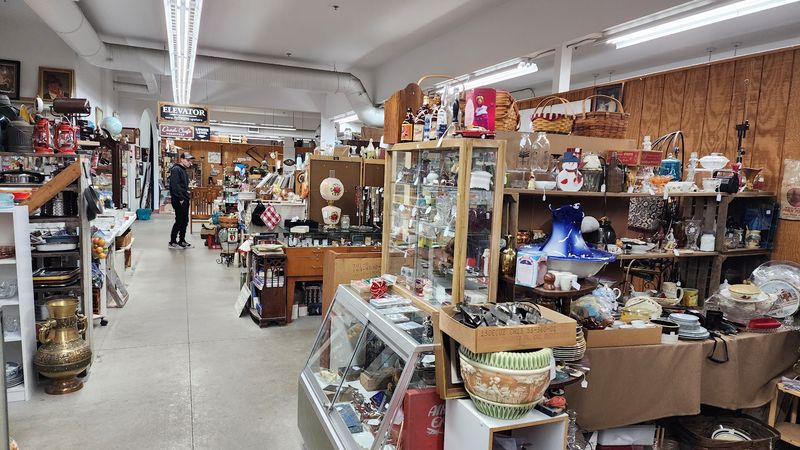 Hundreds of Vendor Booths All Under One Roof