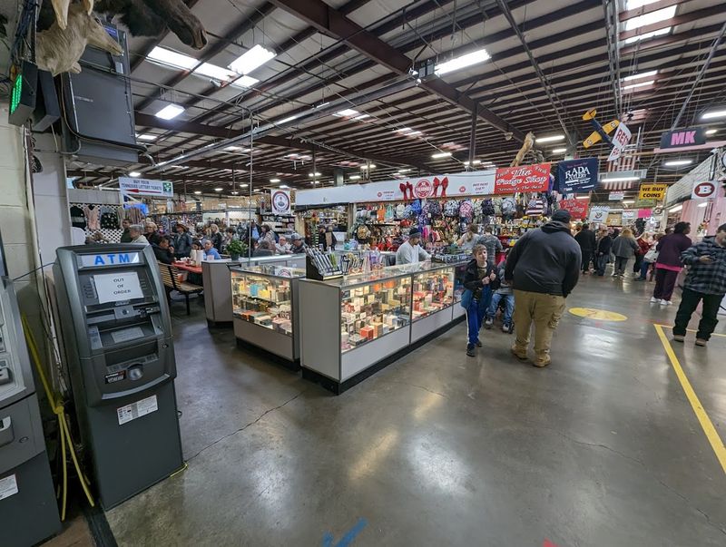 Indoor Vendors Packed With Variety