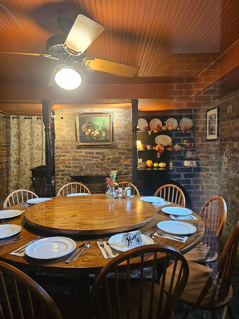 The Scholarship Program That Makes Your Meal Meaningful