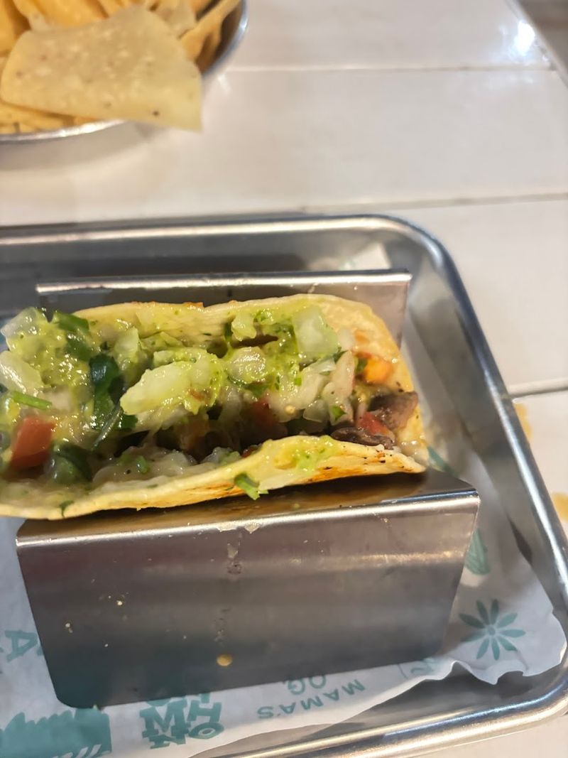 10 Tennessee Late-Night Eats Locals Count On When the Evening Runs Long 7 Taco Mamacita - Chattanooga, Tennessee