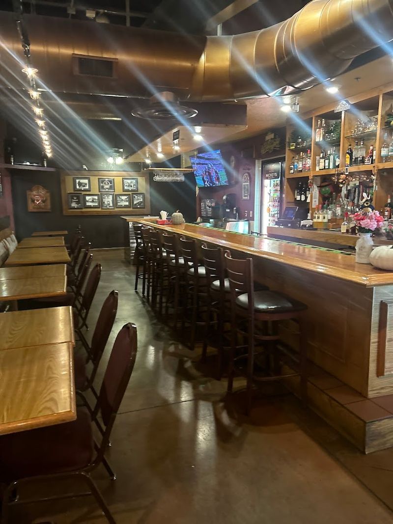 The Bar Pours Strong Drinks With a Laid-Back Vibe