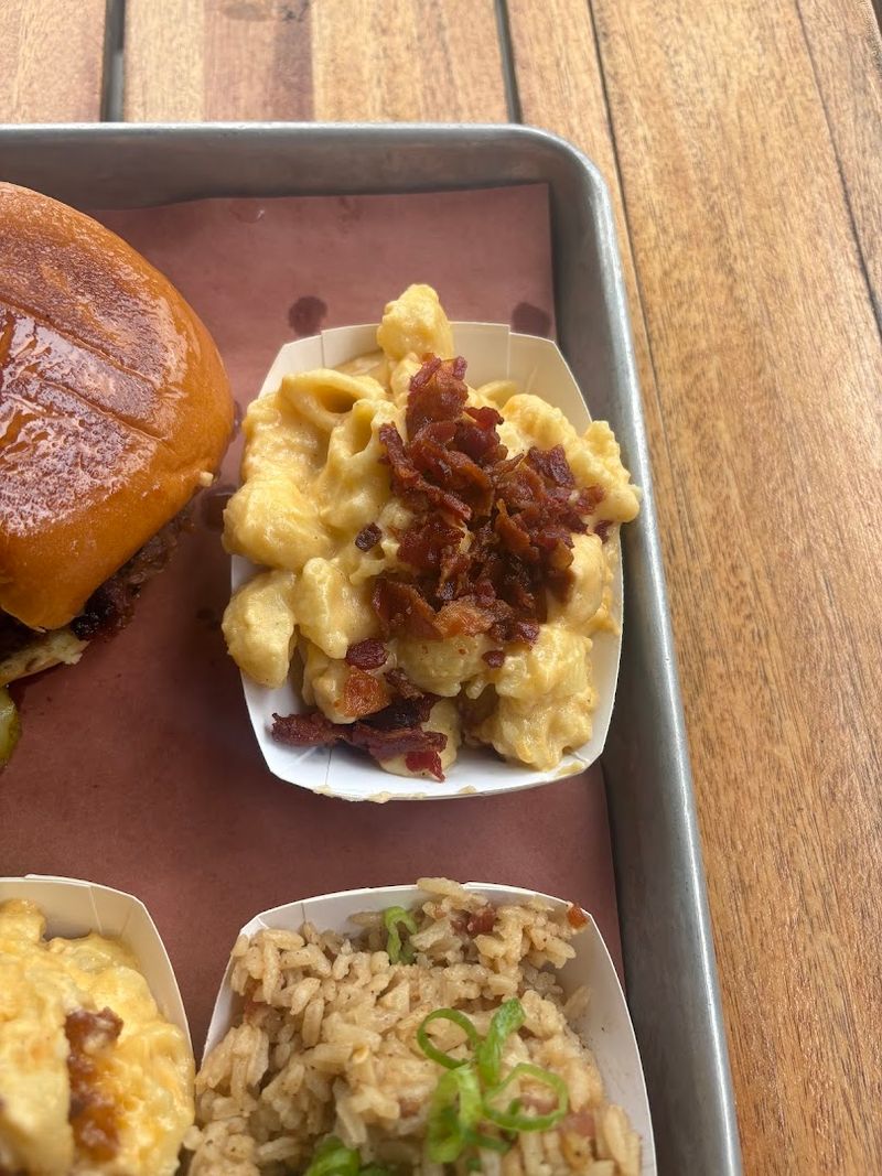 Mac and Cheese With Bacon That Deserves Its Own Fan Club
