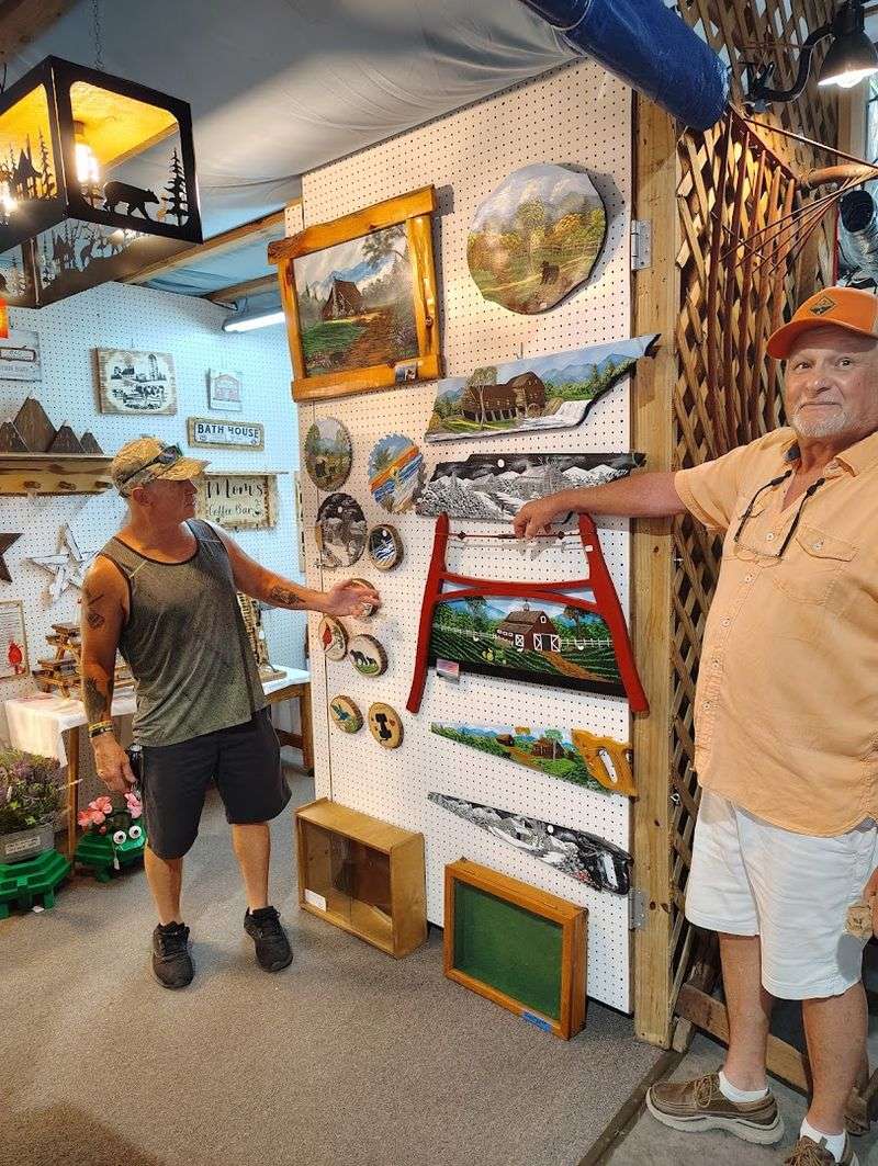 Friendly Vendors Who Love to Chat and Deal