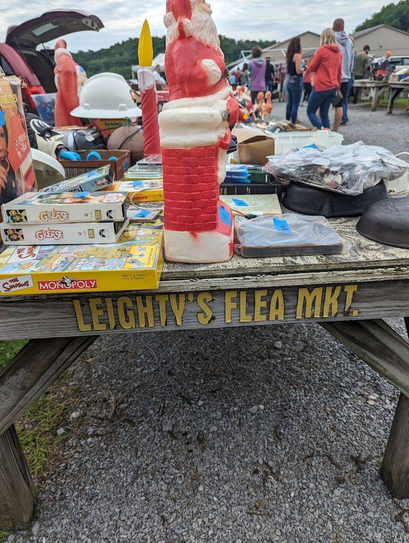 Leighty's Outdoor Flea Market - Newry, Pennsylvania