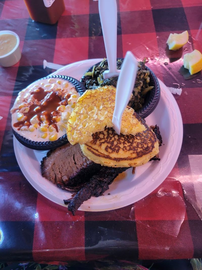 This Tennessee BBQ spot serves fried catfish so good, it's worth the drive 9 Hoecakes Worth Every Bite