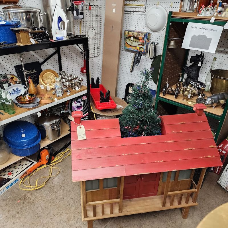 Paris-Henry County Flea Market - Paris, Tennessee