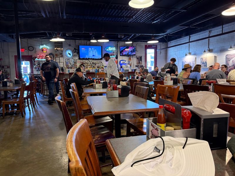 The Laid-Back Counter-Service Vibe