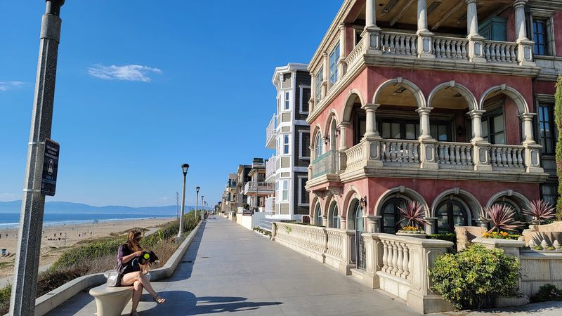 California Beach Towns That Feel Like a Year-Round Escape 7 Manhattan Beach - California