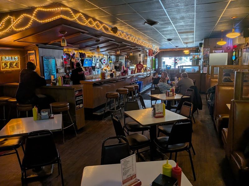 Matt's Bar and Grill - Minneapolis, Minnesota