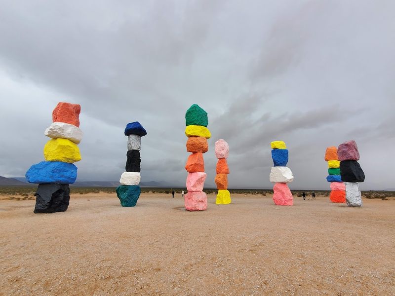 21 Nevada attractions that are actually worth leaving the Las Vegas Strip for 6 Seven Magic Mountains - Las Vegas, Nevada