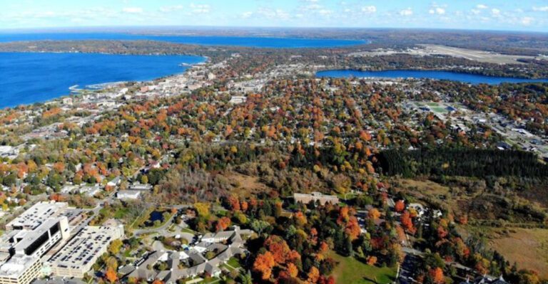 Lake Towns in Michigan That Feel Like the Perfect Summer Escape