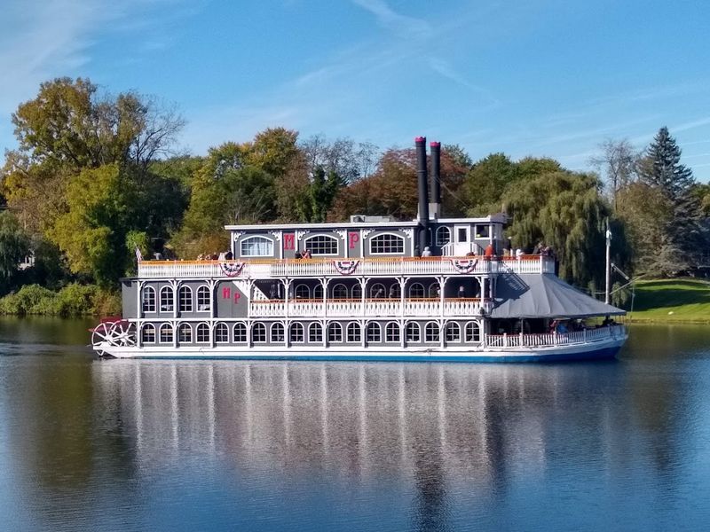 Lansing's Local Food and Dining Scene