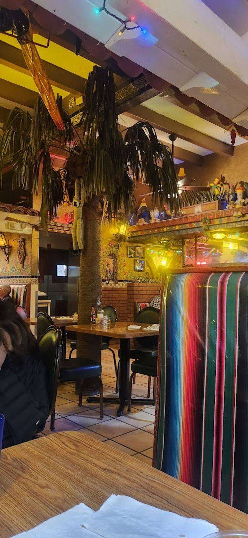 This Arizona taco spot is serving the kind of Sonoran flavor people end up craving for days 13 A Dining Room Full of History and Warm Atmosphere