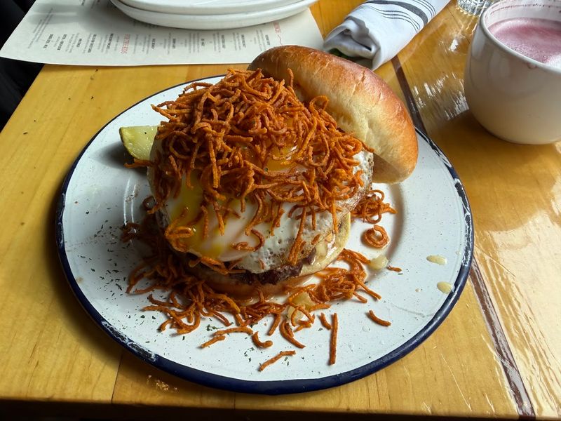 Mott St - Chicago, Illinois