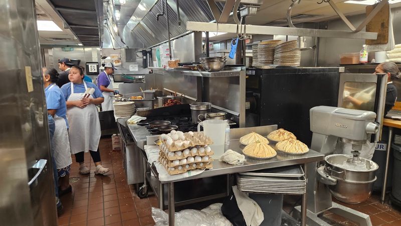 Lemon Cream Pie with Homemade Whipped Topping