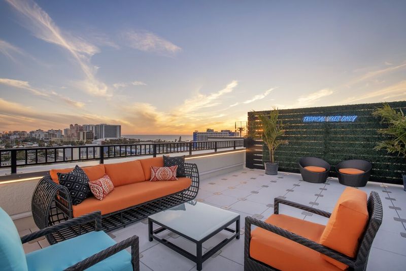 10 Florida rooftop bars where sunset usually leads to one more drink 11 Vue 360 Rooftop Bar - Clearwater Beach, Florida